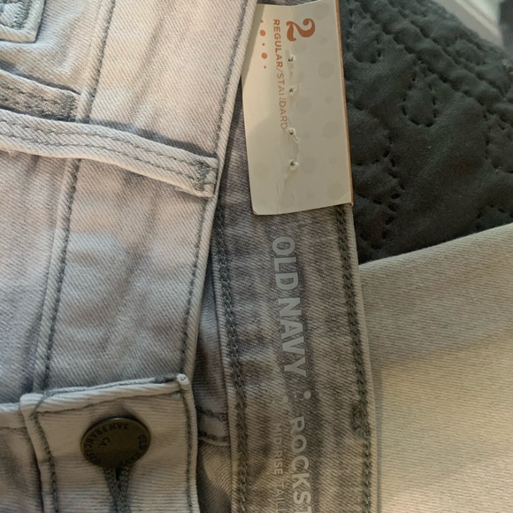 Grey jeans with rips, new with tags - Picture 2 of 2